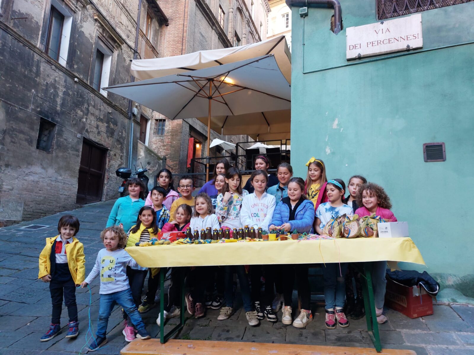 13 Dicembre “Mercatino Solidale in Piazzetta”